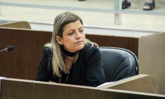 Lindsay propõe multa dobrada casos de maus tratos e proibição de sorteios e rifas de animais
