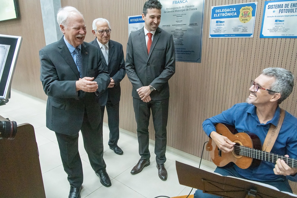 Vereador Daniel Bassi deixa a presidência da Câmara e destaca mandato de conquistas do Legislativo