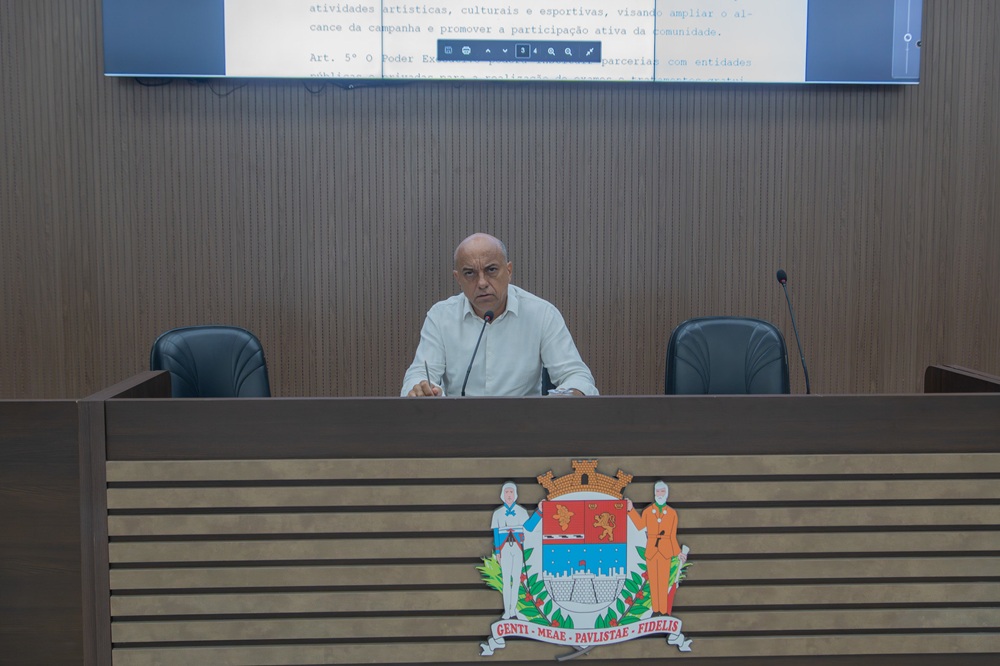 Vereador Claudinei da Rocha preside Reunião de Comissões