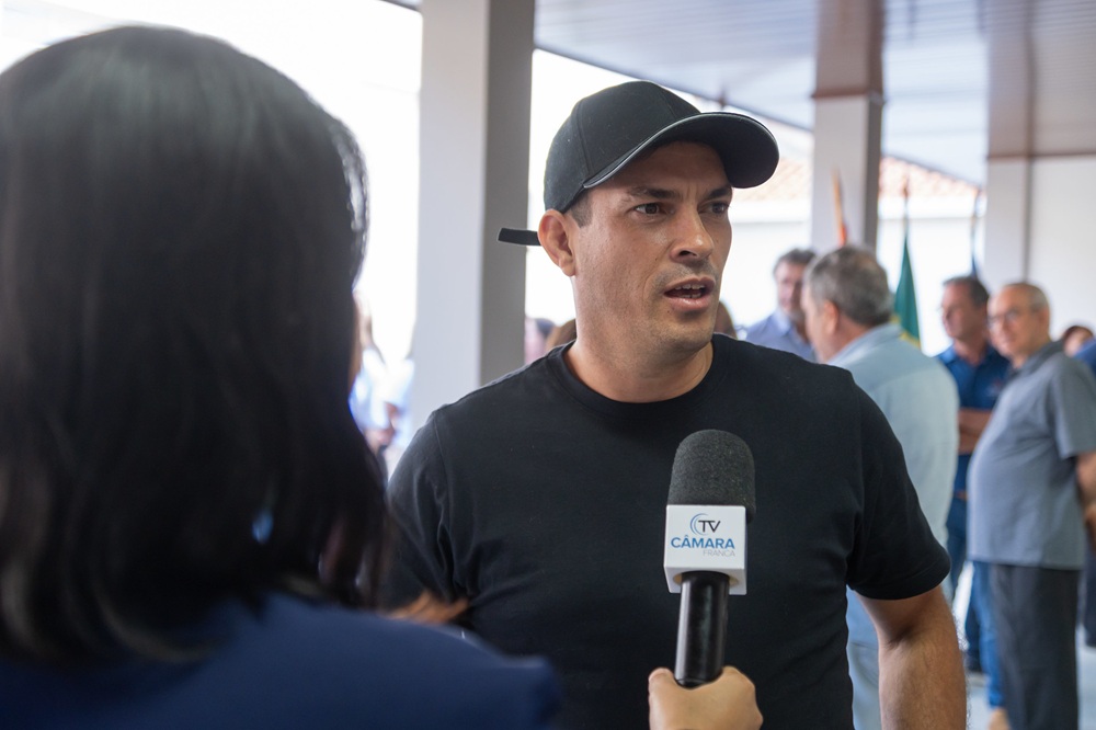 Vereador Leandro O Patriota participa de inauguração de CRA