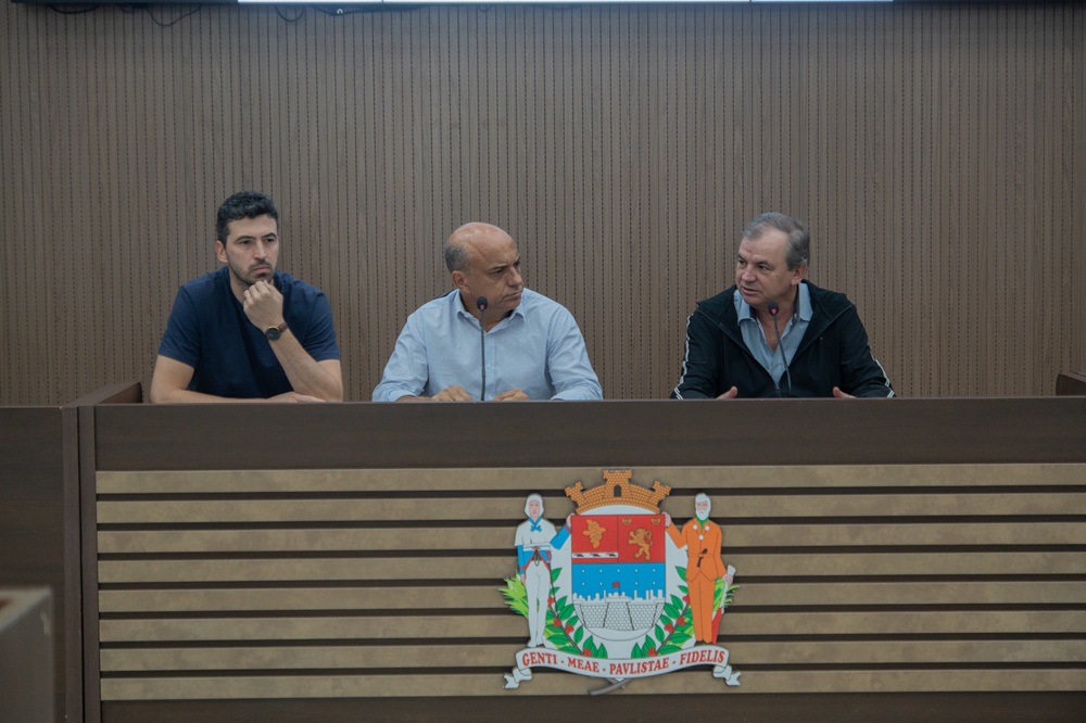 Vereadores participam de Reunião de Comissões Permanentes