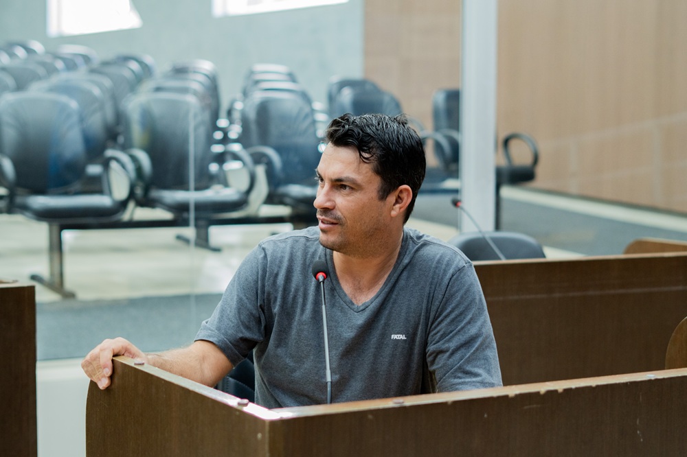 Vereador Leandro O Patriota participa de Reunião das Comissões Permanentes