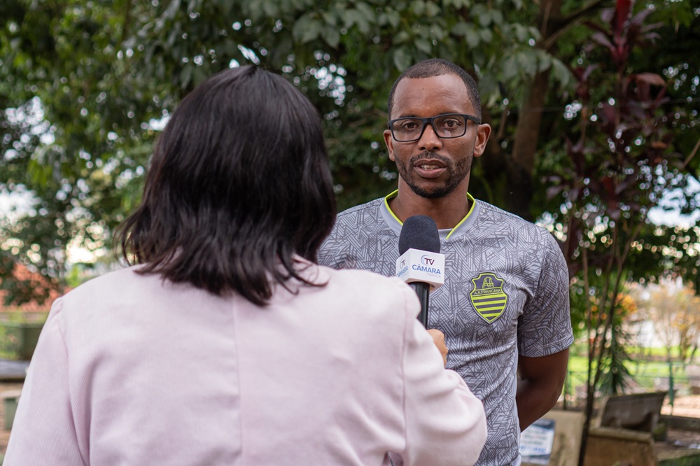 Viola foi jogador na Francana