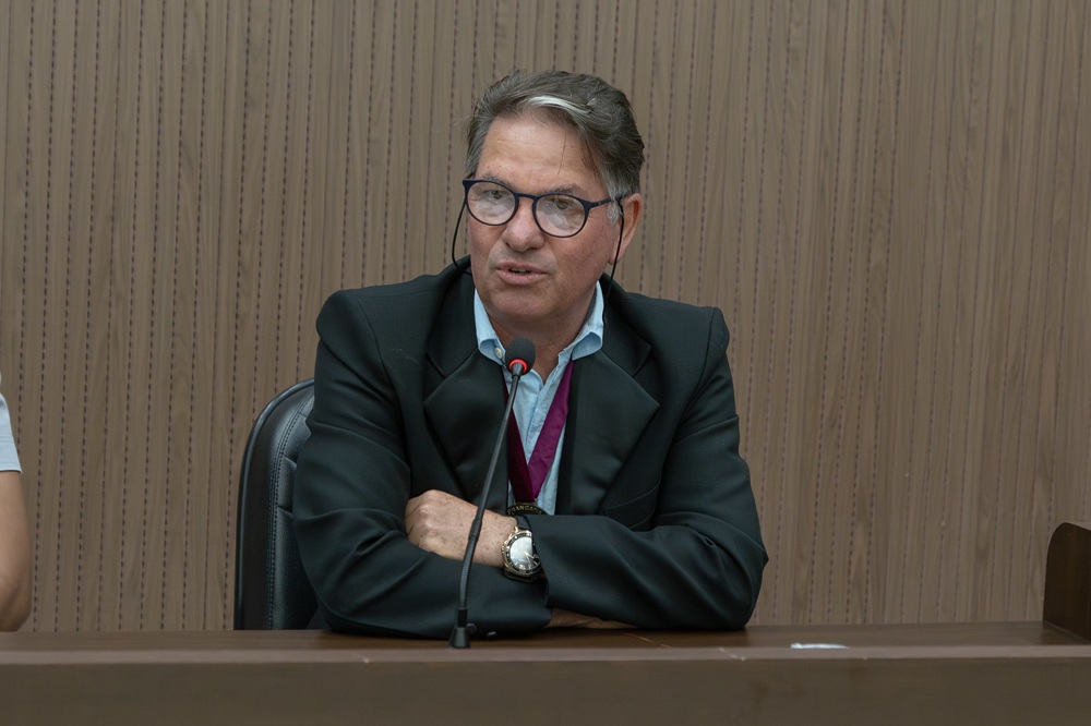 Presidente da AFL, Carlos Roberto Goulart