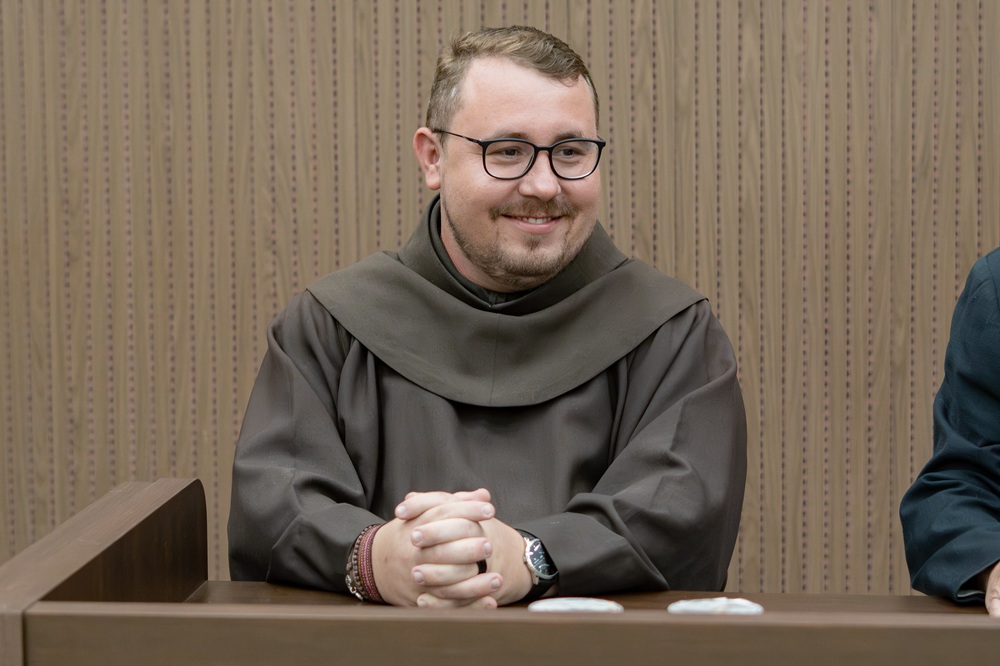 Câmara de Franca concede Título de Cidadão Francano a Frei Eduardo Schiehl