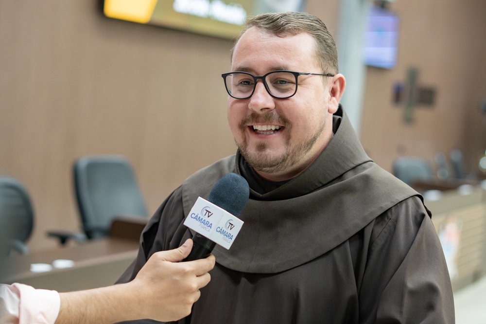 Câmara de Franca concede título de cidadão Francano a Frei Eduardo