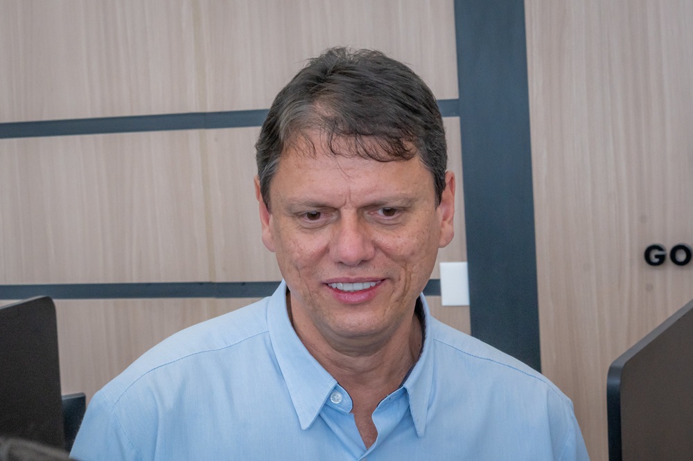 Governador Tarcísio de Freitas visita Franca