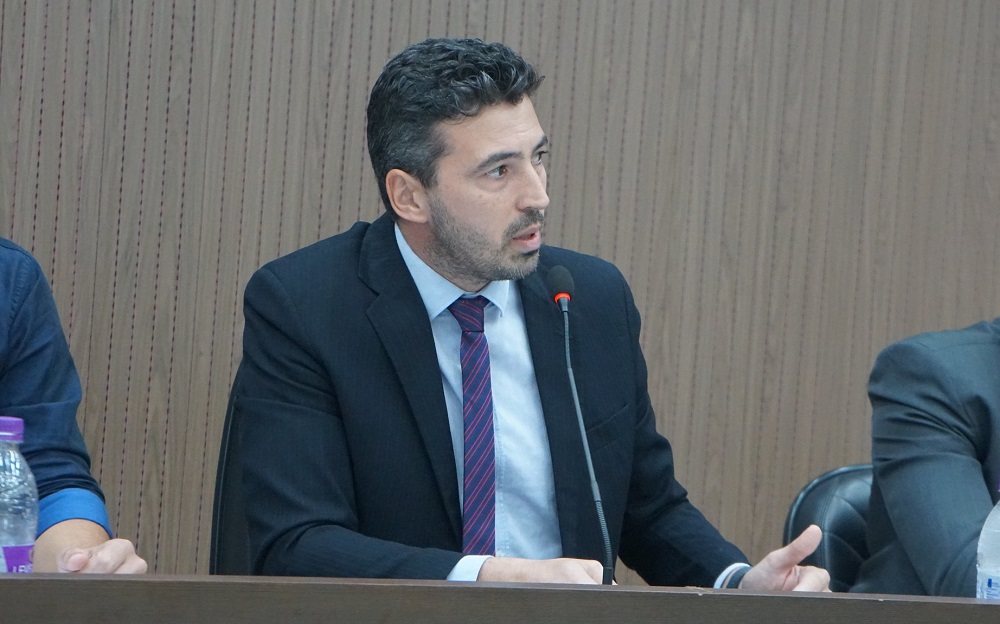 Bassi 