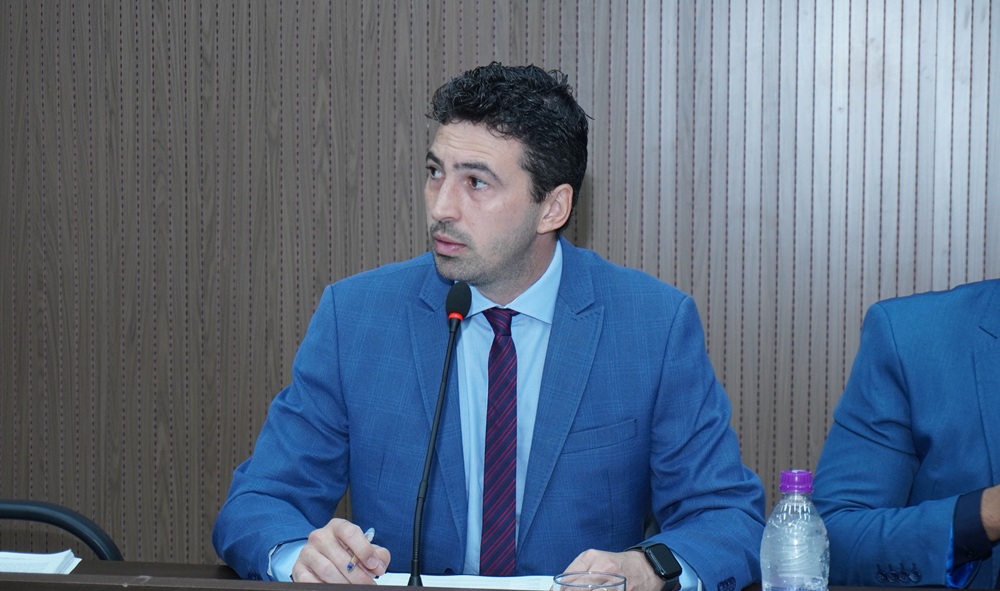bassi