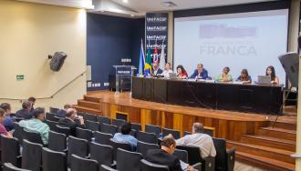 Câmara aprova R$ 7,5 milhões para Escolas de Tempo Integral, Tabela SUS Paulista e outras áreas 