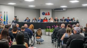 Vereadores participam de sessão solene de posse da nova diretoria da OAB Franca