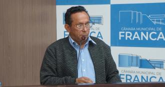Zezinho Cabeleireiro cobra celeridade da Prefeitura para construção de ponte 