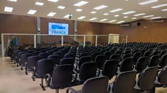 Audiência Pública na Câmara de Franca discute sobre futebol profissional e futuro da Francana
