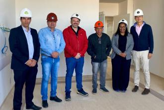 Frente Parlamentar da Saúde visita obras do hospital estadual em Franca