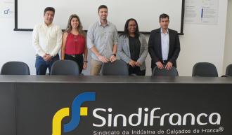 Câmara discute fortalecimento do setor calçadista em visita ao Sindifranca