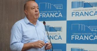 Donizete da Farmácia critica polarização política e sugere união para antecipar inauguração de Hospital Estadual