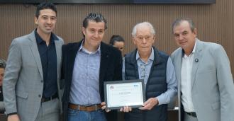Família Donadeli recebe homenagem e celebra conquistas da Vinícola Sacramentos Vinifer