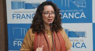 Marília Martins aponta falhas na atenção básica de saúde e defende soberania econômica