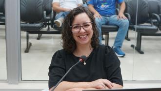 Marília Martins critica precarização do trabalho, cobra fiscalização em obras públicas e combate à pedofilia