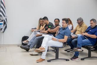 Foto dos vereadores presentes na reunião de comissões
