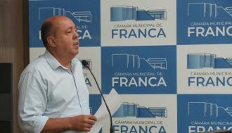 Donizete da Farmácia alerta sobre prazo de isenção de IPTU e destaca obras de recapeamento