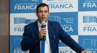 Patriota destaca papel de jovens na política e investimentos de R$ 620 mil em saúde
