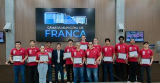 Câmara de Franca homenageia equipe sub-22 do Sesi Franca por destaque nacional no basquete