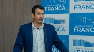 Patriota elogia talentos de Franca, destaca obras na saúde e cobra punições contra desvios do INSS