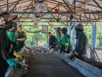 Cooperfran destaca importância da reciclagem para o meio ambiente
