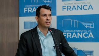 Patriota defende capacitação de professores e pede suspensão de decreto federal sobre educação especial