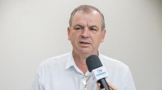 Câmara presta homenagem ao jornalista Jovassi Correia pela criação do “Troféu Dono da Bola”