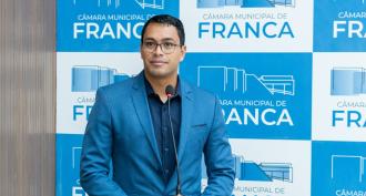 Walker Bombeiro destaca audiências públicas e R$ 750 mil para área de lazer no Portinari