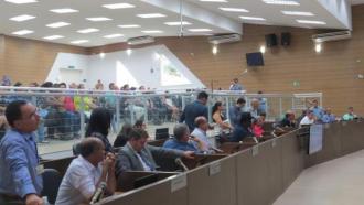 Vereadores acompanham a 5ª Sessão Ordinária da Câmara Municipal de Franca