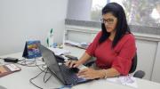 A procuradora da Mulher da Câmara de Franca, a vereadora Cristina Vitorino, trabalha em seu gabinete na tarde de hoje, 22 A procuradora da Mulher da Câmara de Franca, a vereadora Cristina Vitorino, trabalha em seu gabinete na tarde de hoje, 22