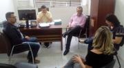 O presidente da Câmara Municipal de Franca, o vereador Pastor Palamoni, se reúne com servidores para discutir áudio das sessões O presidente da Câmara Municipal de Franca, o vereador Pastor Palamoni, se reúne com servidores para discutir áudio das sessões