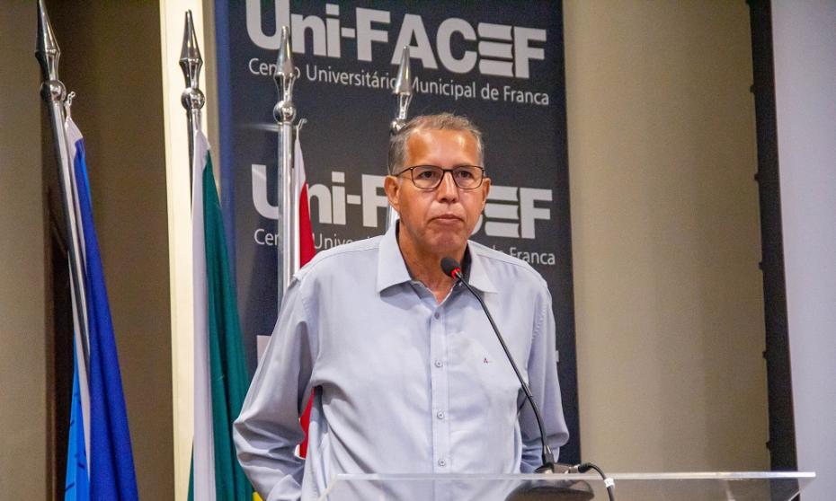 Tidy destaca crescimento do futebol americano e nova iluminação em campo do Champagnat