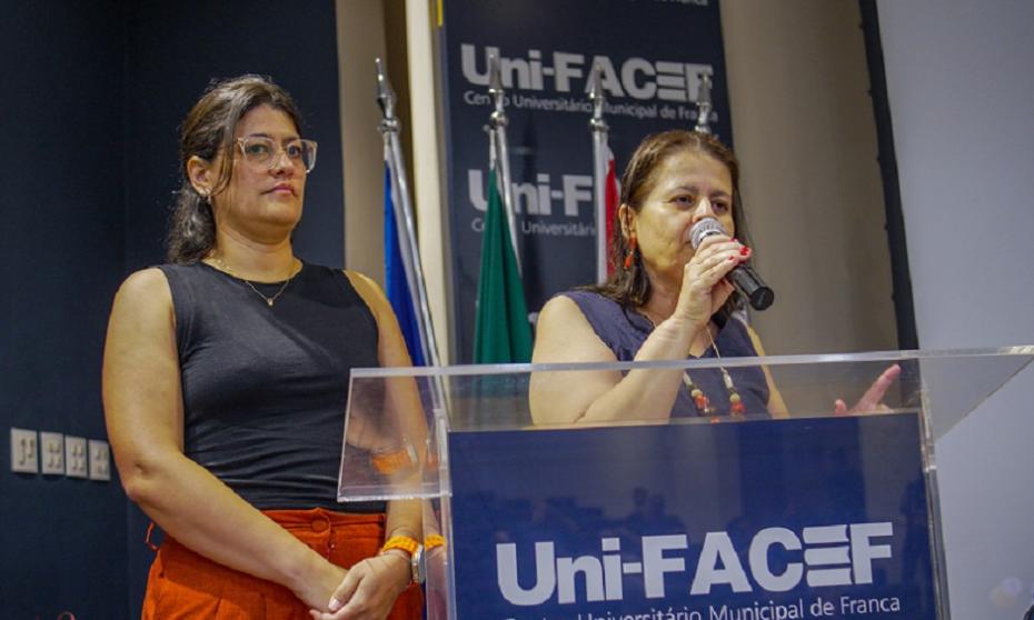 Educadoras criticam terceirização de professores auxiliares; ‘não vamos nos calar!’
