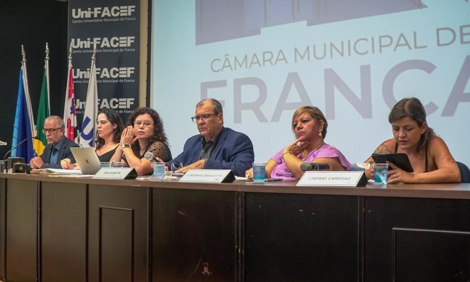 Câmara presta homenagem ao chefe de instrução do Tiro de Guerra de Franca