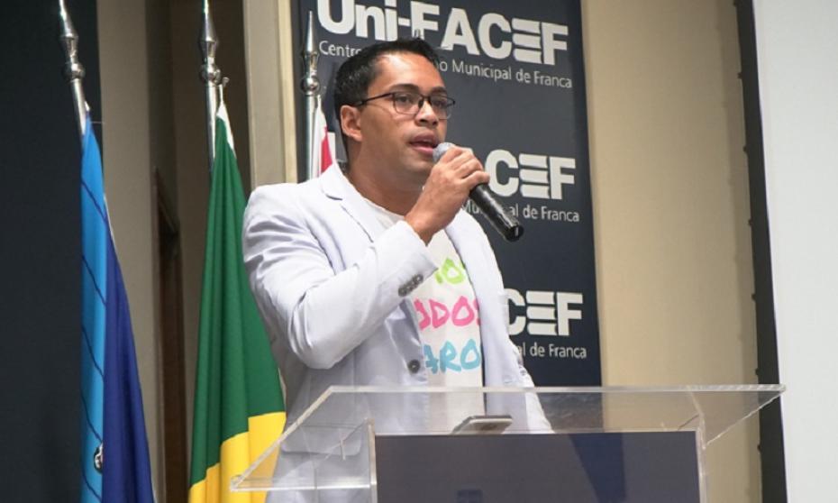 Walker defende convocação de Guardas Municipais e critica mudanças na saúde; ‘é um tapa na cara dos profissionais!’
