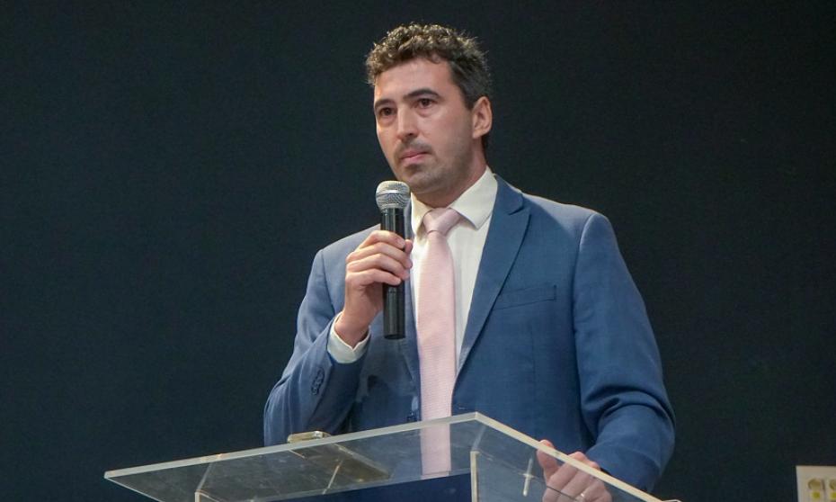 Presidente Daniel Bassi confirma próxima sessão ordinária no Centro Empresarial da ACIF