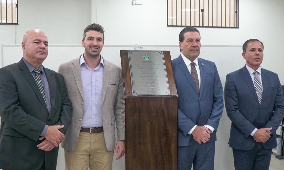 Presidente da Câmara Daniel Bassi acompanha inauguração da Central da Justiça Eleitoral