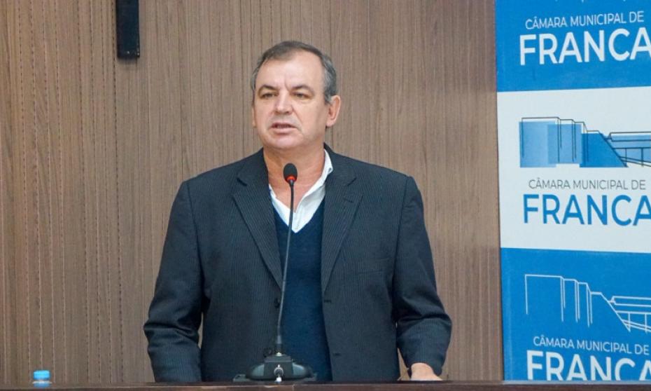 Pelizaro pede rigor em investigação sobre desvios no INSS e critica falta de medicamentos na DRS