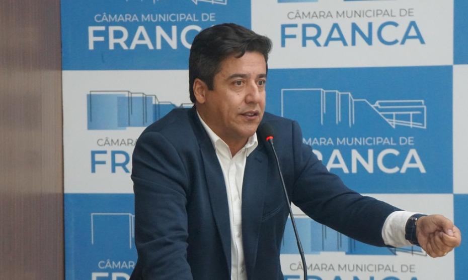Fransérgio Garcia debate transporte coletivo e necessidade de subsídios em Franca