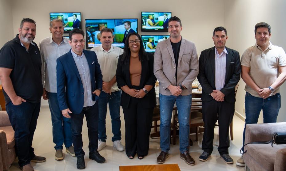 Vereadores visitam sede da Record Interior em Franca