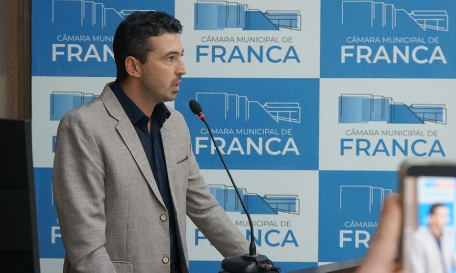 Daniel Bassi defende projeto que viabiliza heliponto do Hospital Estadual de Franca