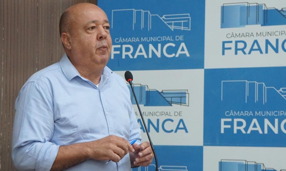 Donizete da Farmácia critica polarização política e sugere união para antecipar inauguração de Hospital Estadual