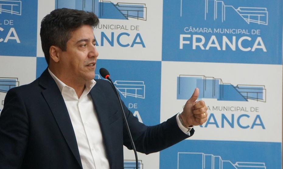 Fransérgio destaca papel de Estevão na promoção de Franca e reforça potencial do comércio eletrônico