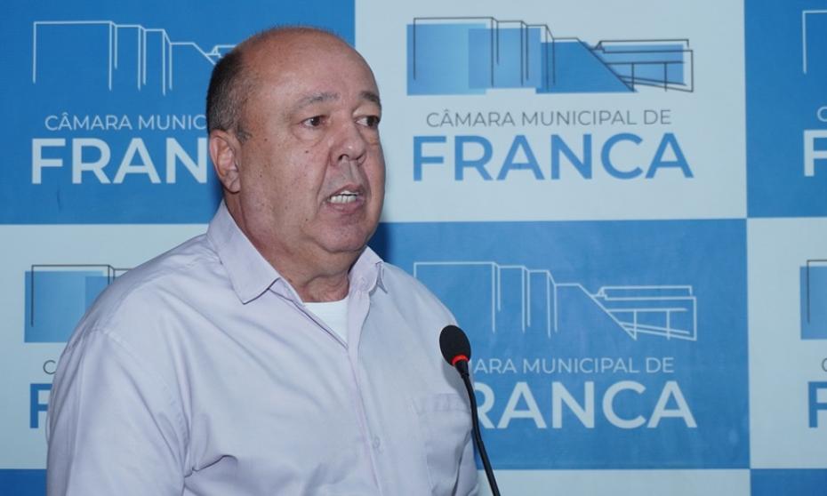Donizete da Farmácia elogia convênio oftalmológico e uso de emendas para zerar fila de cirurgias de catarata