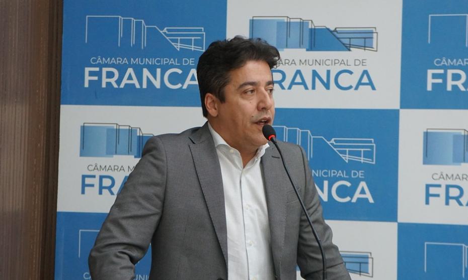 Fransérgio Garcia alerta sobre dependência de benefícios e aponta falta de mão de obra em Franca