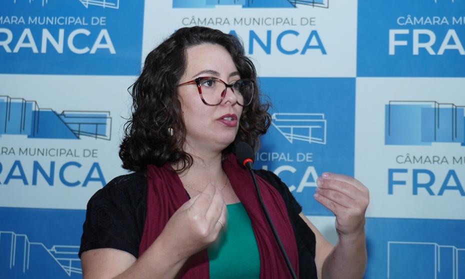 Marília Martins defende democracia e propõe ações voltadas a crianças e pessoas com deficiência